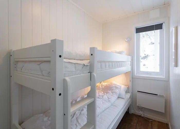 Lodge Naeroysund Rorbuer As *